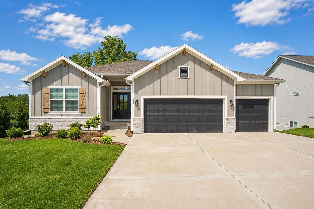 Listing Photo MLS #HMS2634953