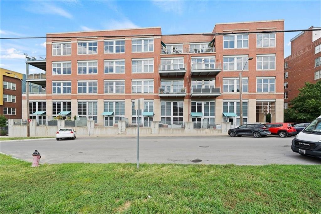 Listing Photo MLS #HMS2634964