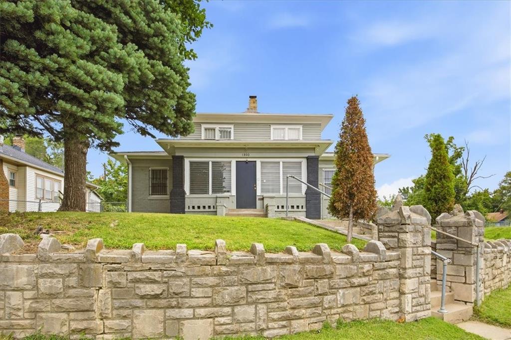 Listing Photo MLS #HMS2634977