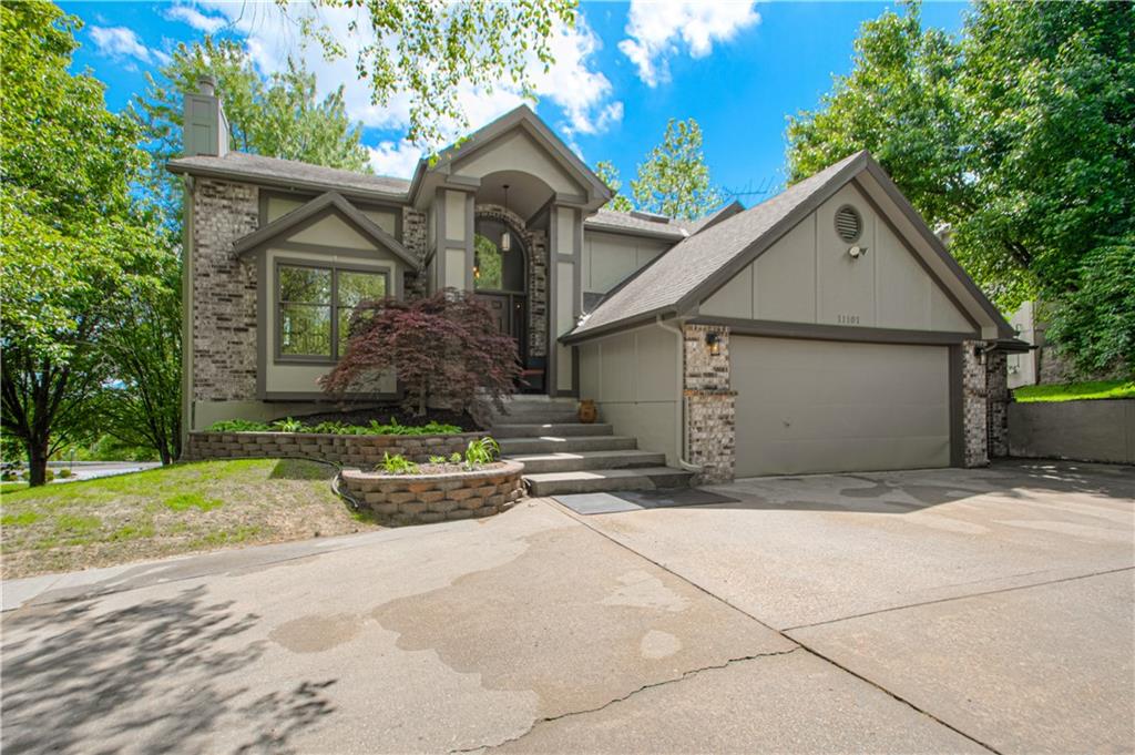 Listing Photo MLS #HMS2635001