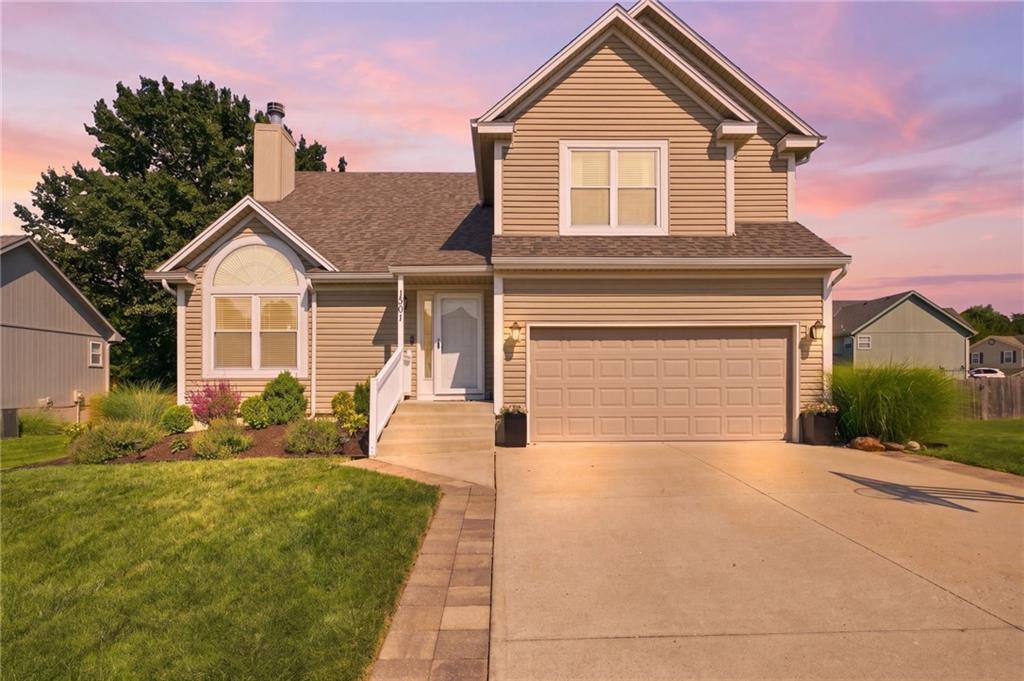 Listing Photo MLS #HMS2635056