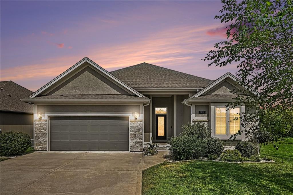 Listing Photo MLS #HMS2635105