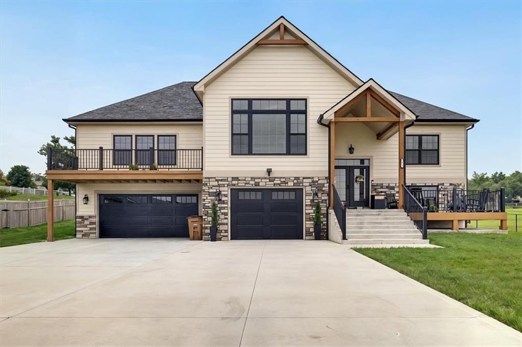 Listing Photo MLS #HMS2635124
