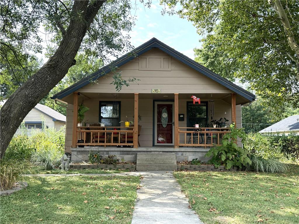Listing Photo MLS #HMS2635148