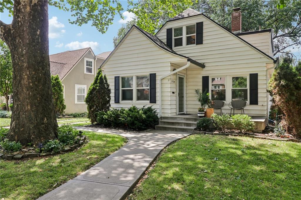 Listing Photo MLS #HMS2635168