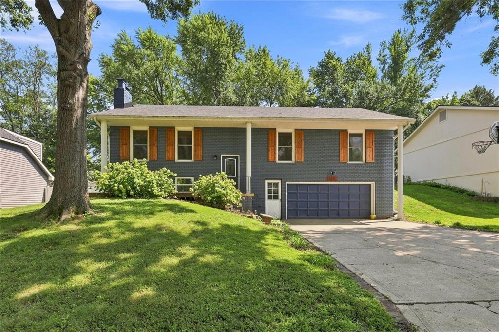 Listing Photo MLS #HMS2635201