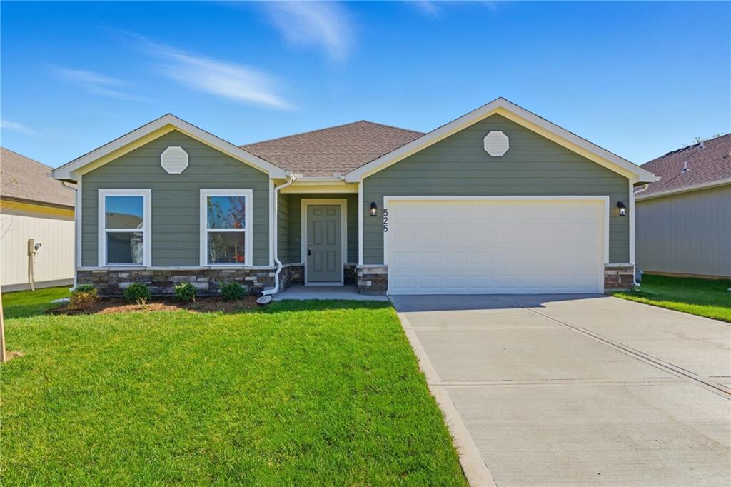 Listing Photo MLS #HMS2635208