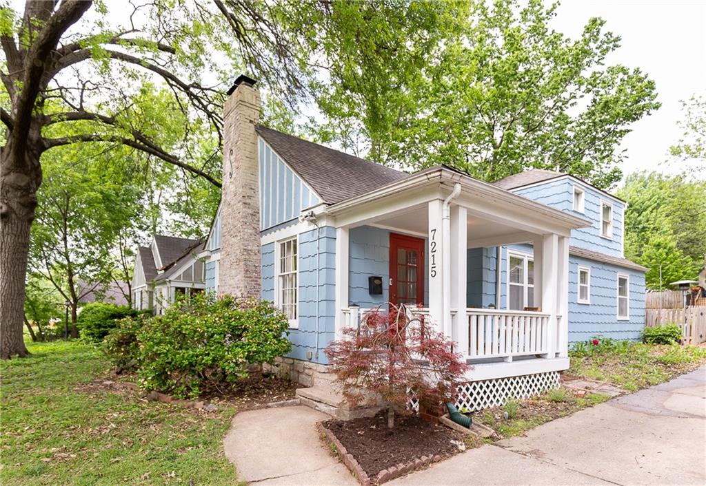 Listing Photo MLS #HMS2635239