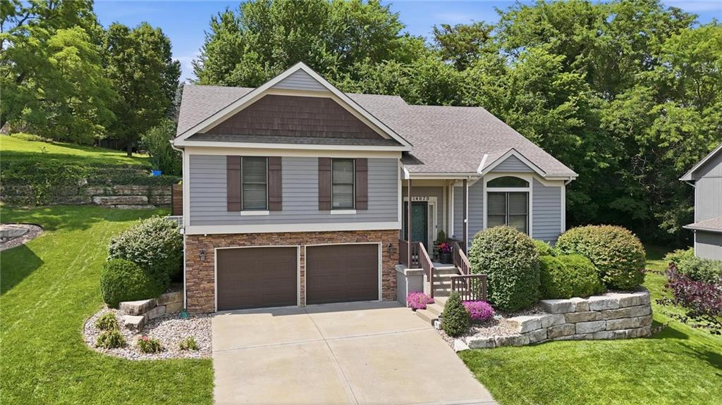Listing Photo MLS #HMS2635240