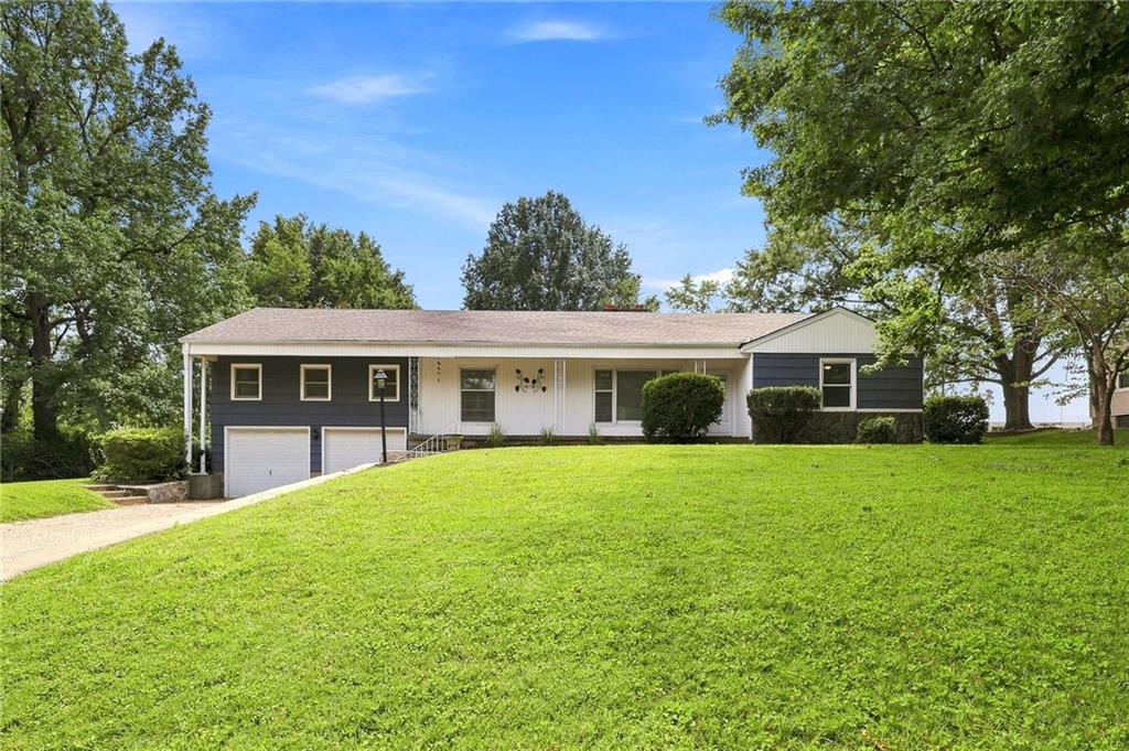 Listing Photo MLS #HMS2635287