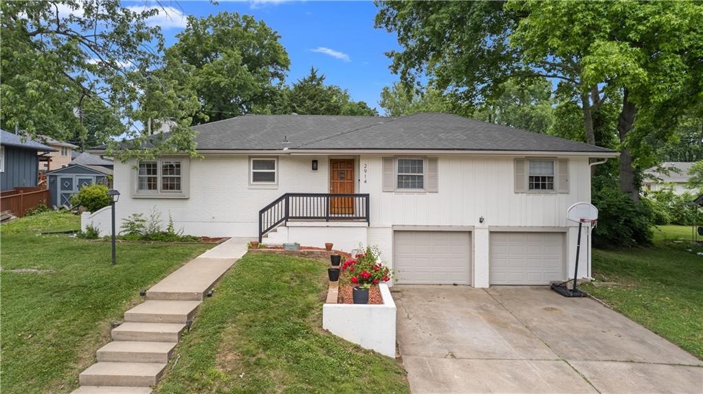 Listing Photo MLS #HMS2635308