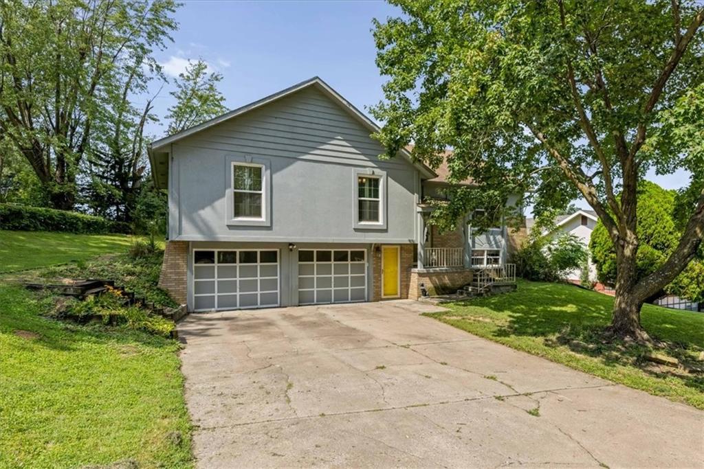 Listing Photo MLS #HMS2635355