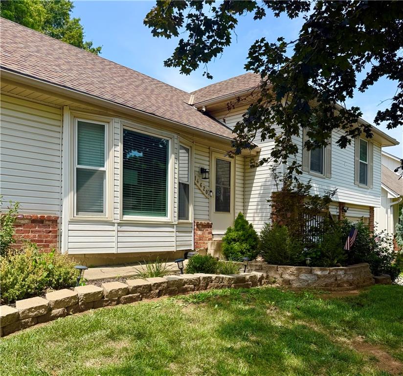 Listing Photo MLS #HMS2635358