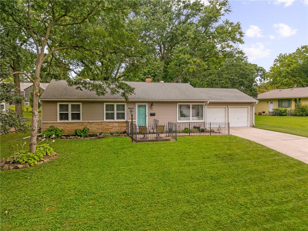 Listing Photo MLS #HMS2635375