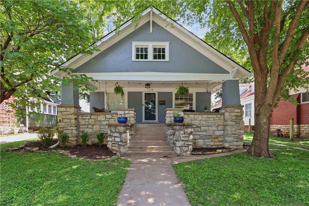 Listing Photo MLS #HMS2635385