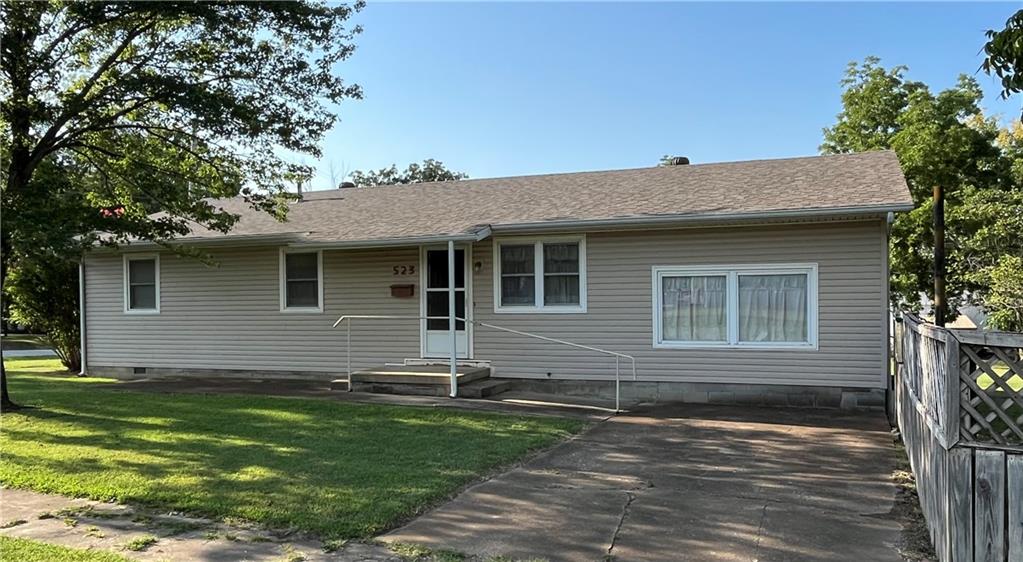 Listing Photo MLS #HMS2635394