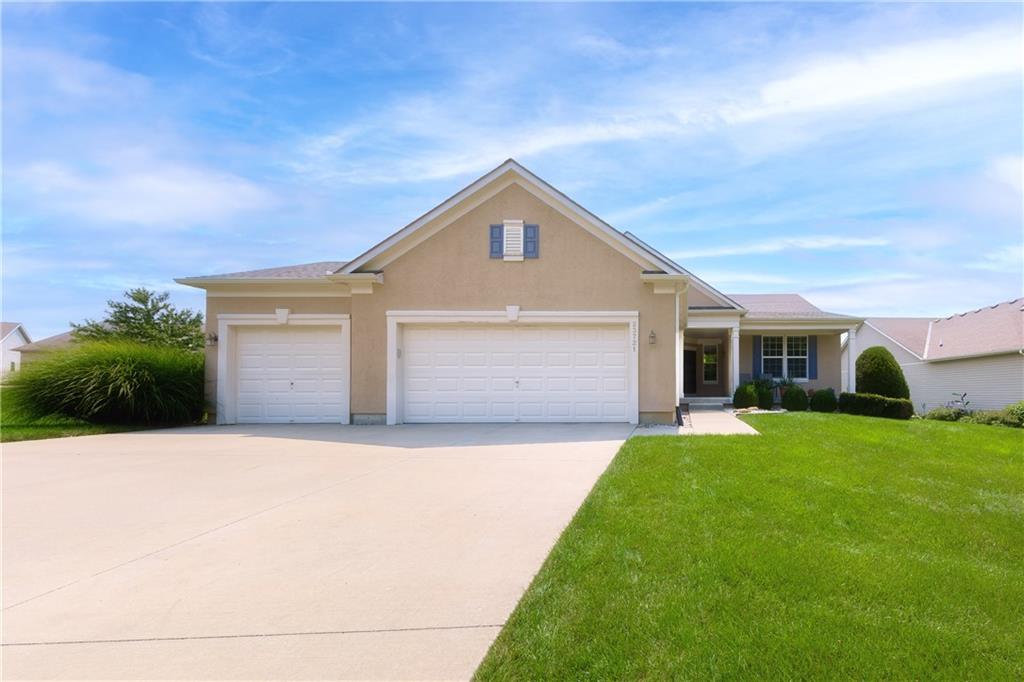 Listing Photo MLS #HMS2635427