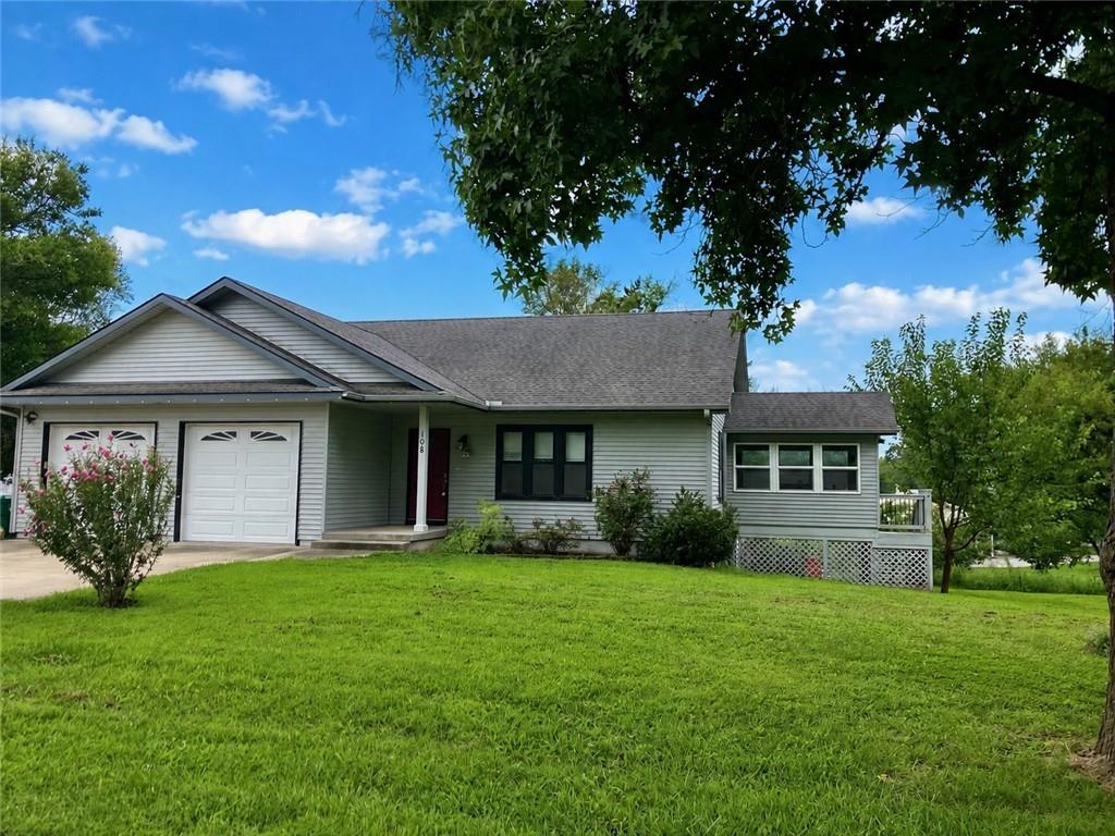 Listing Photo MLS #HMS2635429