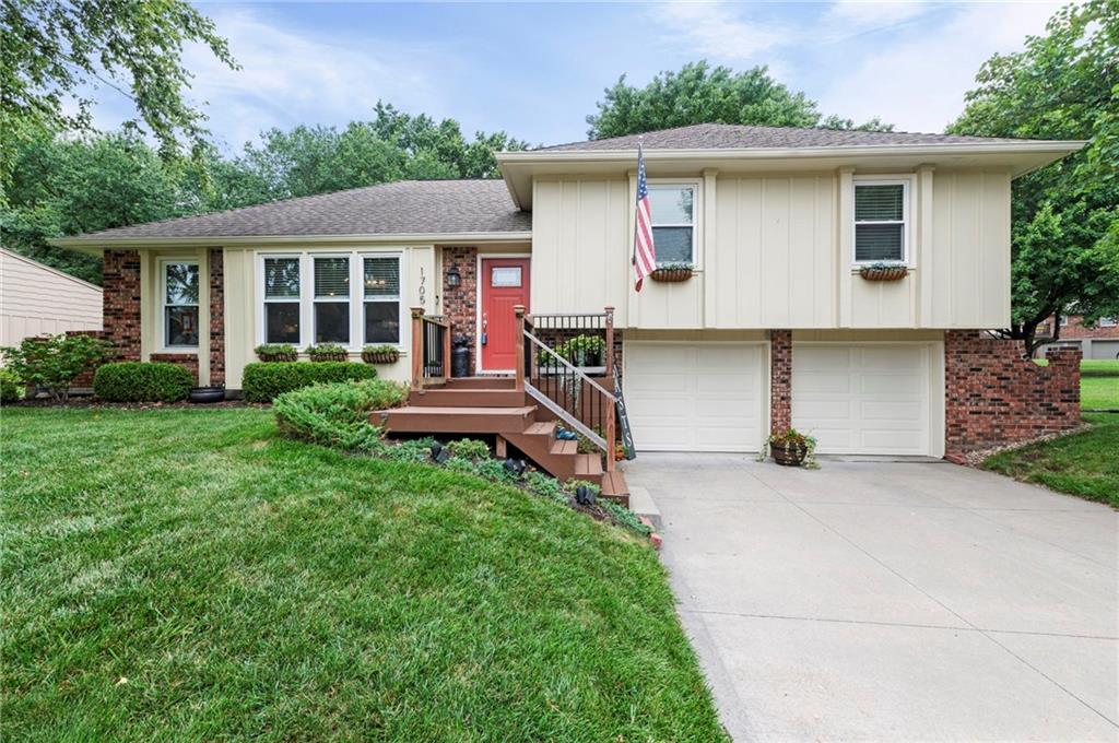 Listing Photo MLS #HMS2635433