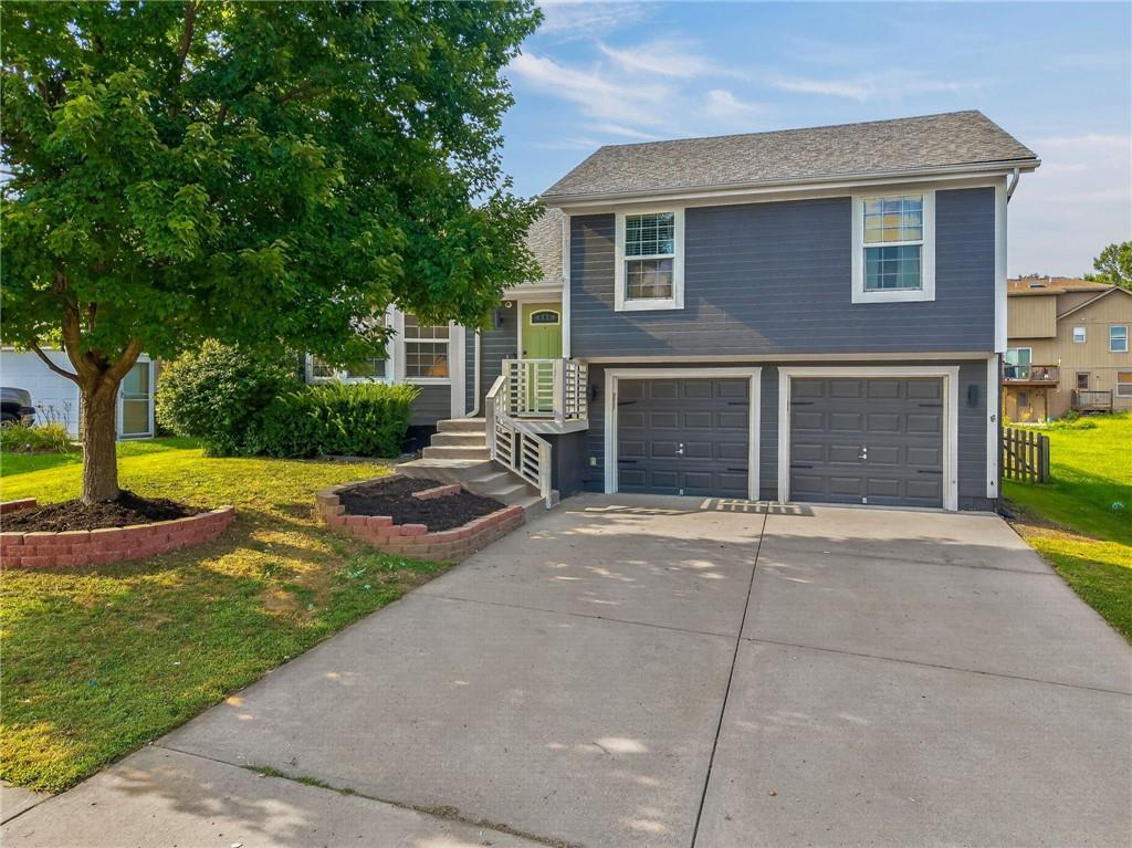 Listing Photo MLS #HMS2635445