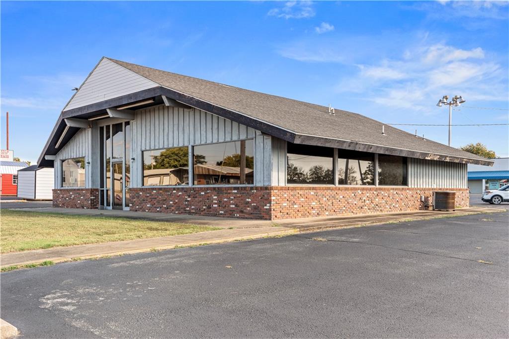 Listing Photo MLS #HMS2635462