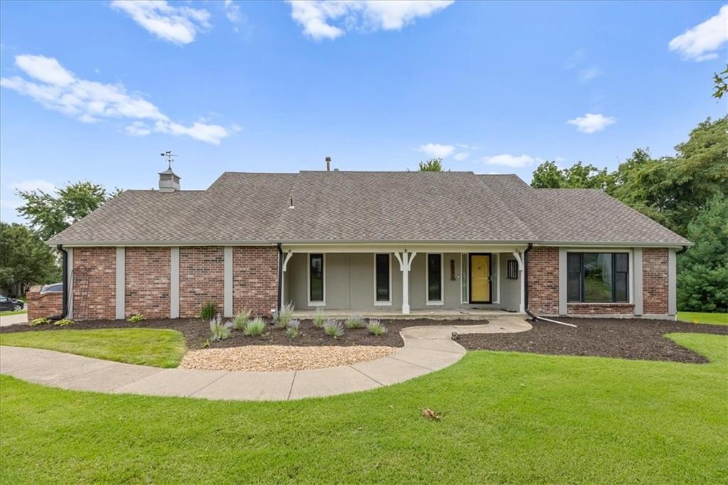 Listing Photo MLS #HMS2635471