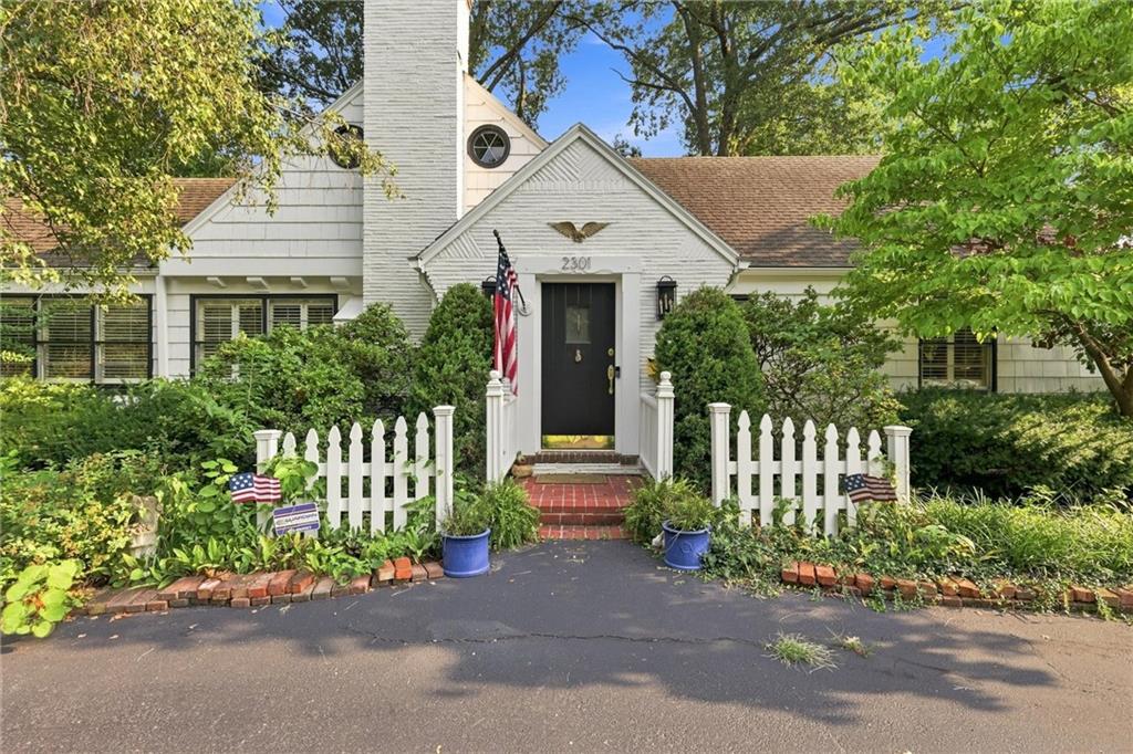 Listing Photo MLS #HMS2635472