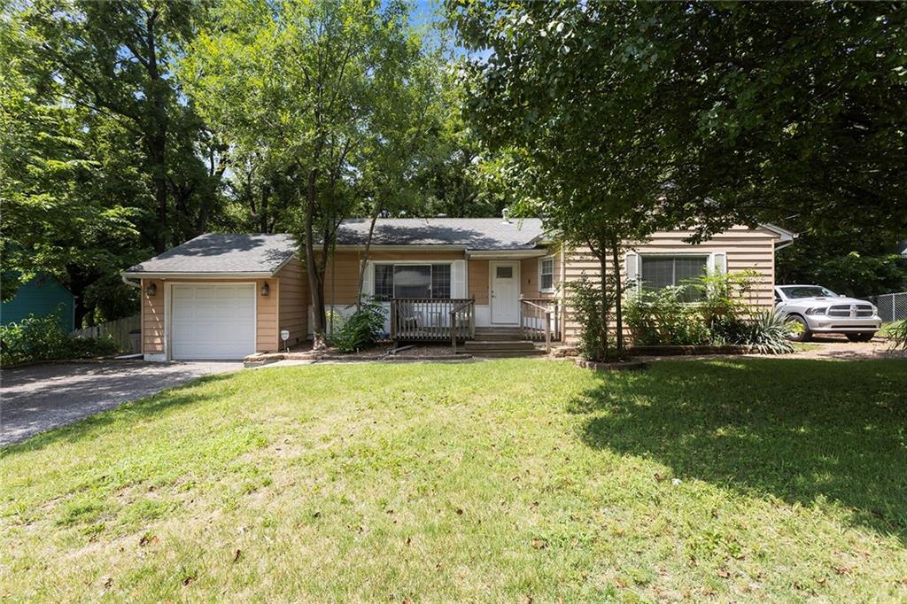 Listing Photo MLS #HMS2635474