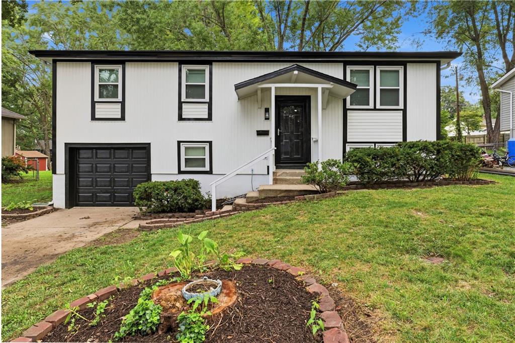 Listing Photo MLS #HMS2635509