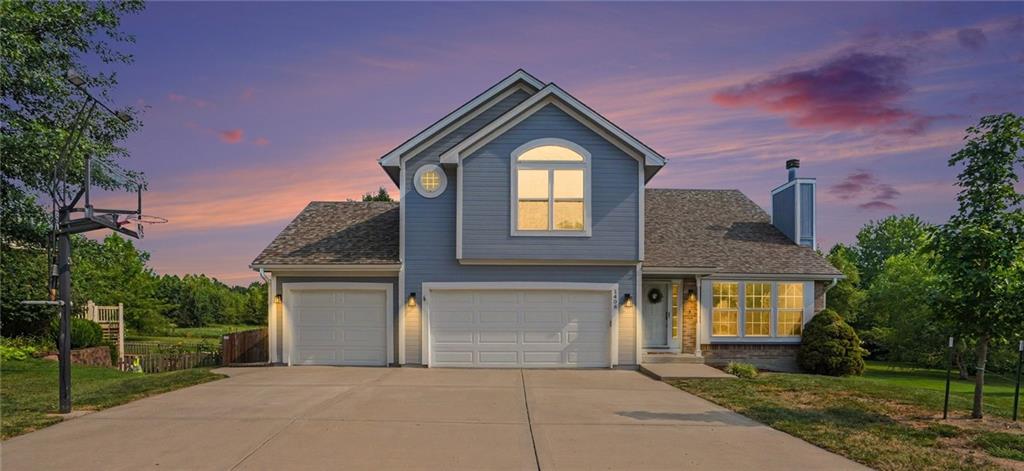 Listing Photo MLS #HMS2635515