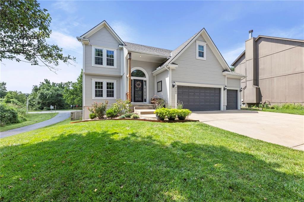 Listing Photo MLS #HMS2635523