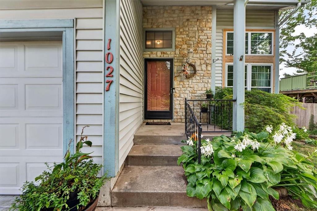 Listing Photo MLS #HMS2635524
