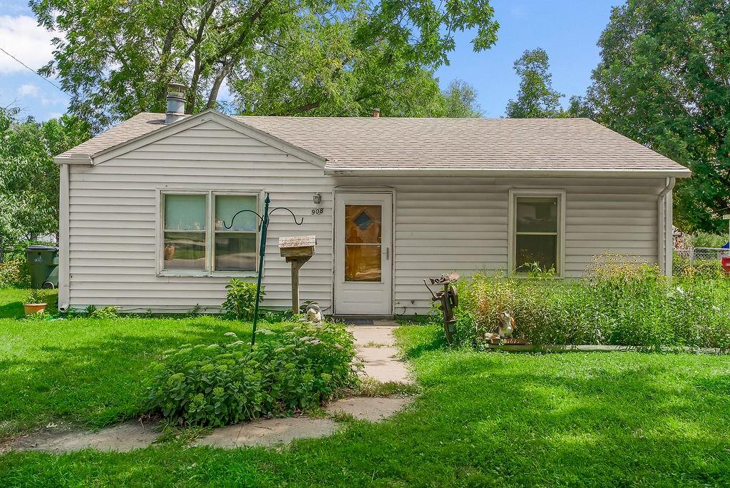 Listing Photo MLS #HMS2635624