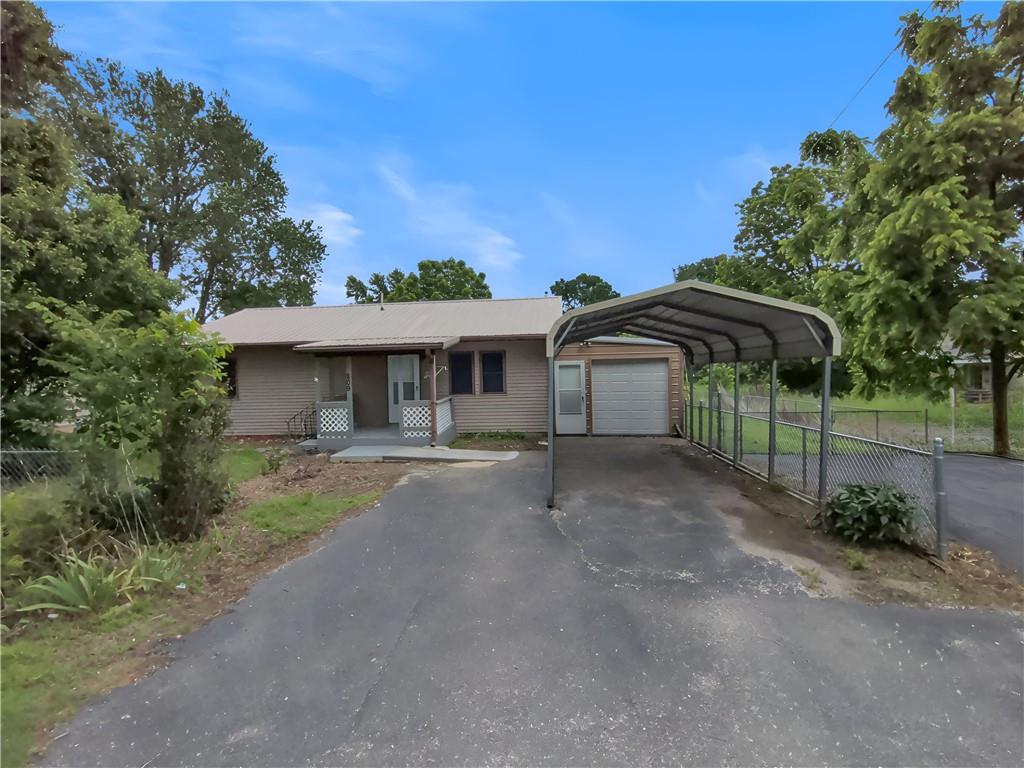 Listing Photo MLS #HMS2635634