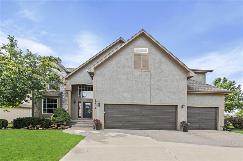Listing Photo MLS #HMS2635678
