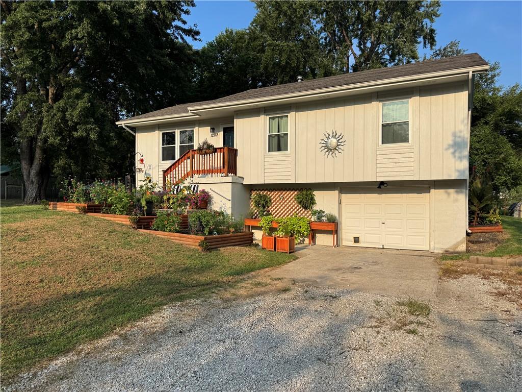 Listing Photo MLS #HMS2635697