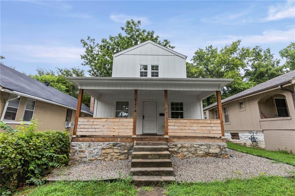 Listing Photo MLS #HMS2635708