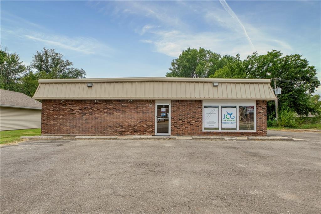 Listing Photo MLS #HMS2635724