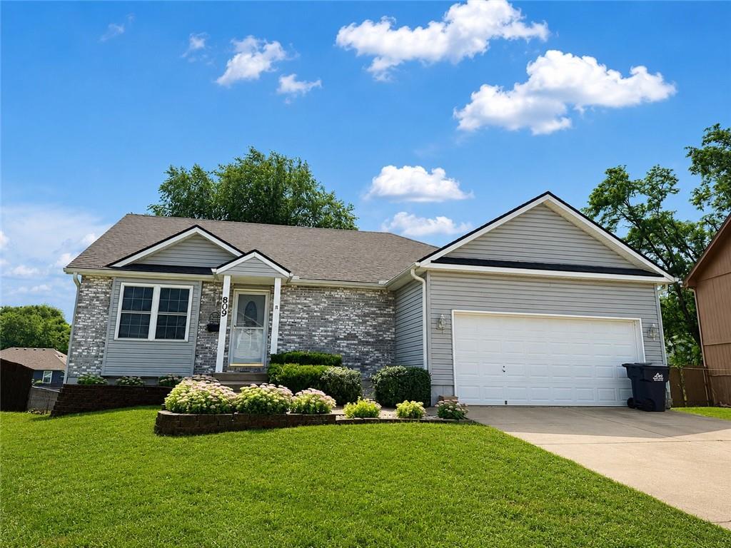 Listing Photo MLS #HMS2635769