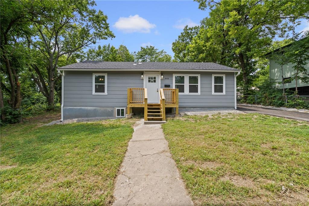 Listing Photo MLS #HMS2635808