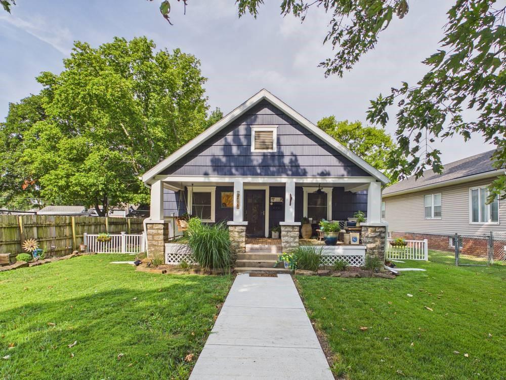 Listing Photo MLS #HMS2635816