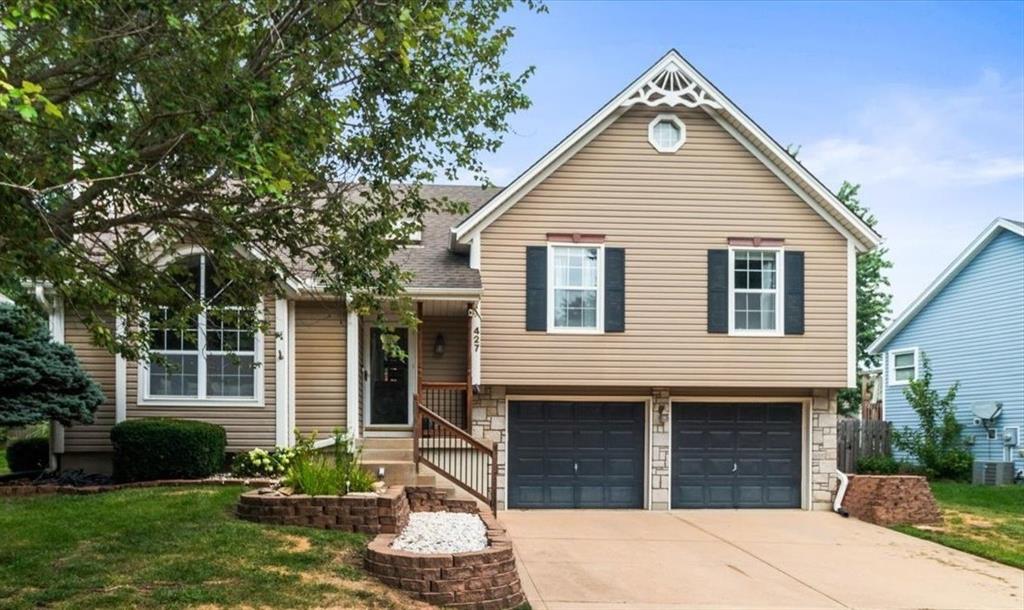 Listing Photo MLS #HMS2635849