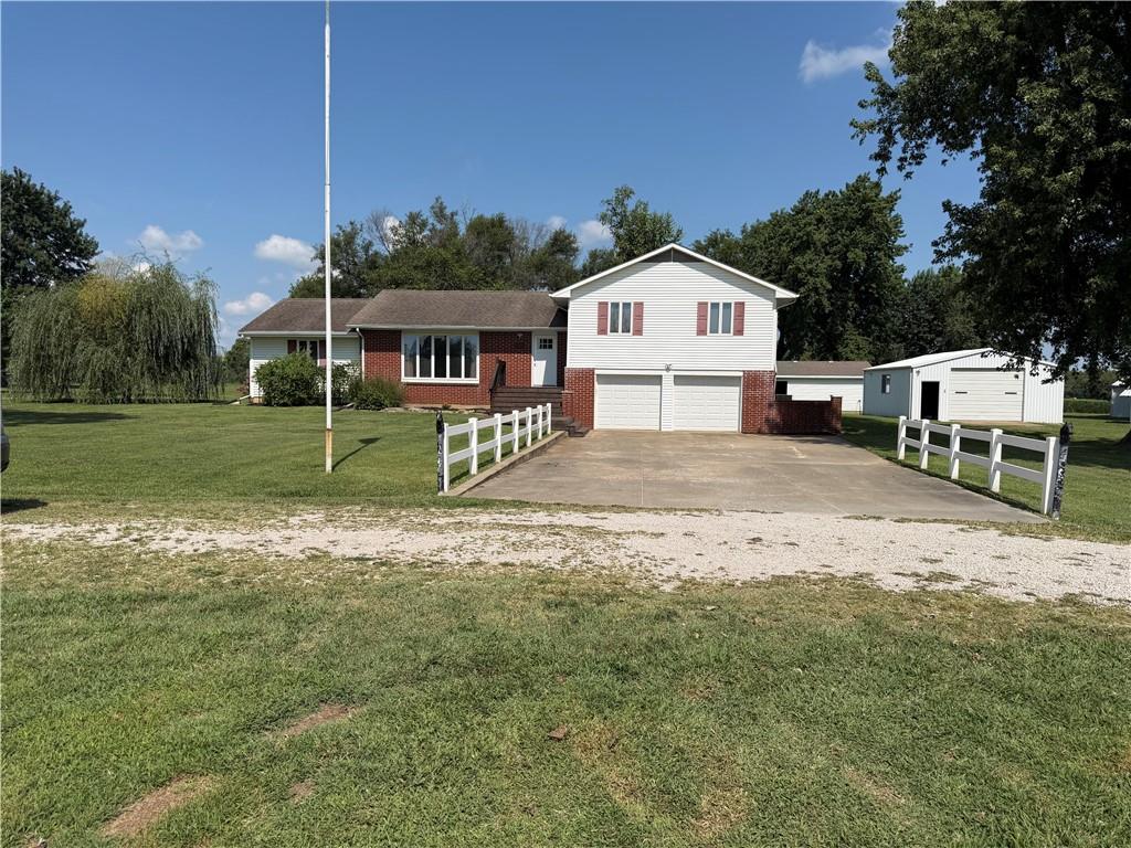 Listing Photo MLS #HMS2635872