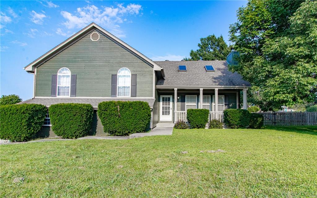 Listing Photo MLS #HMS2635877