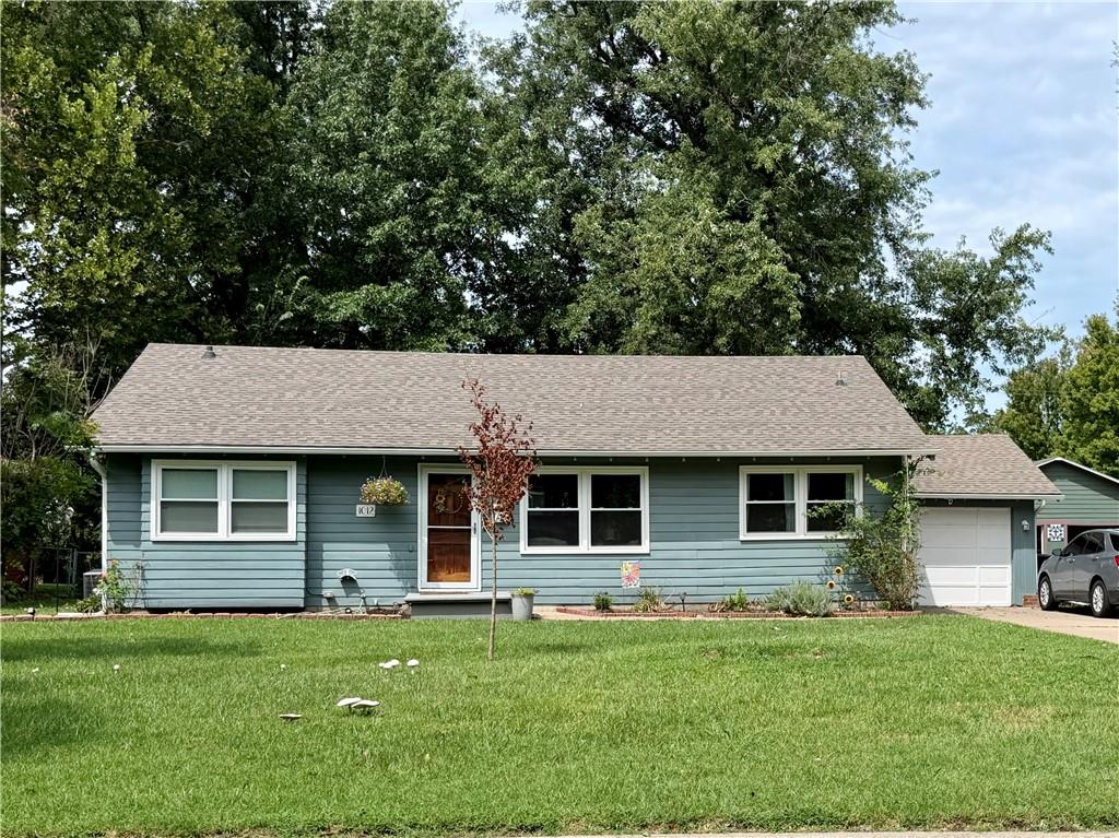 Listing Photo MLS #HMS2635885