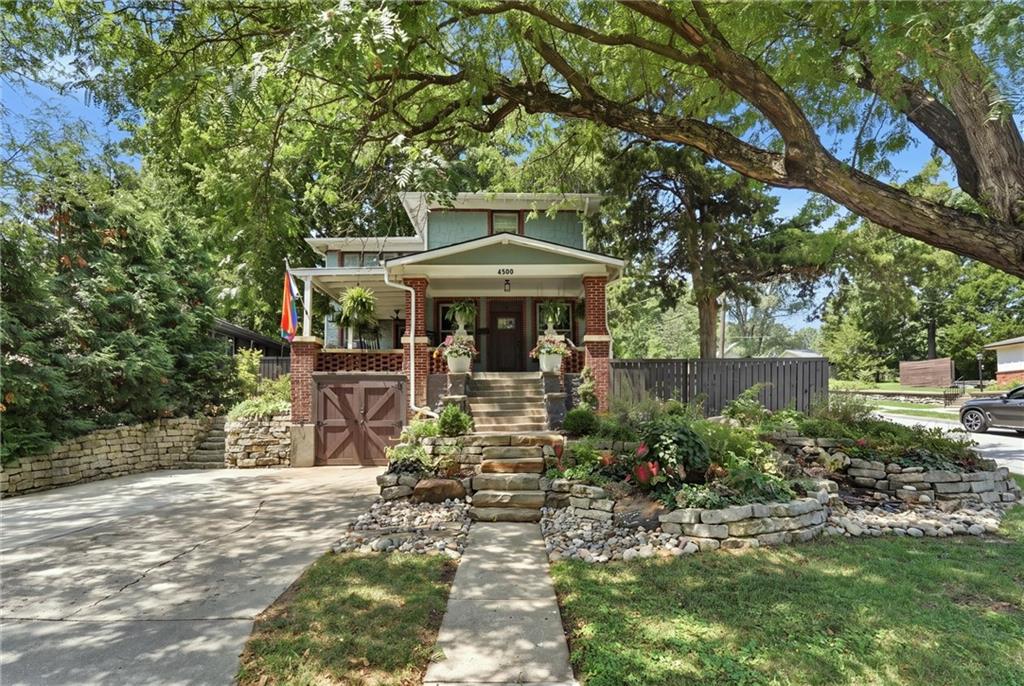 Listing Photo MLS #HMS2635894