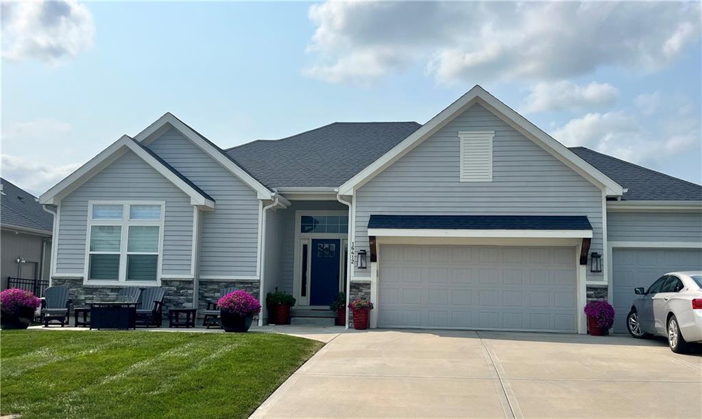 Listing Photo MLS #HMS2635905