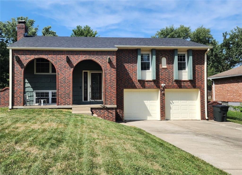 Listing Photo MLS #HMS2635907