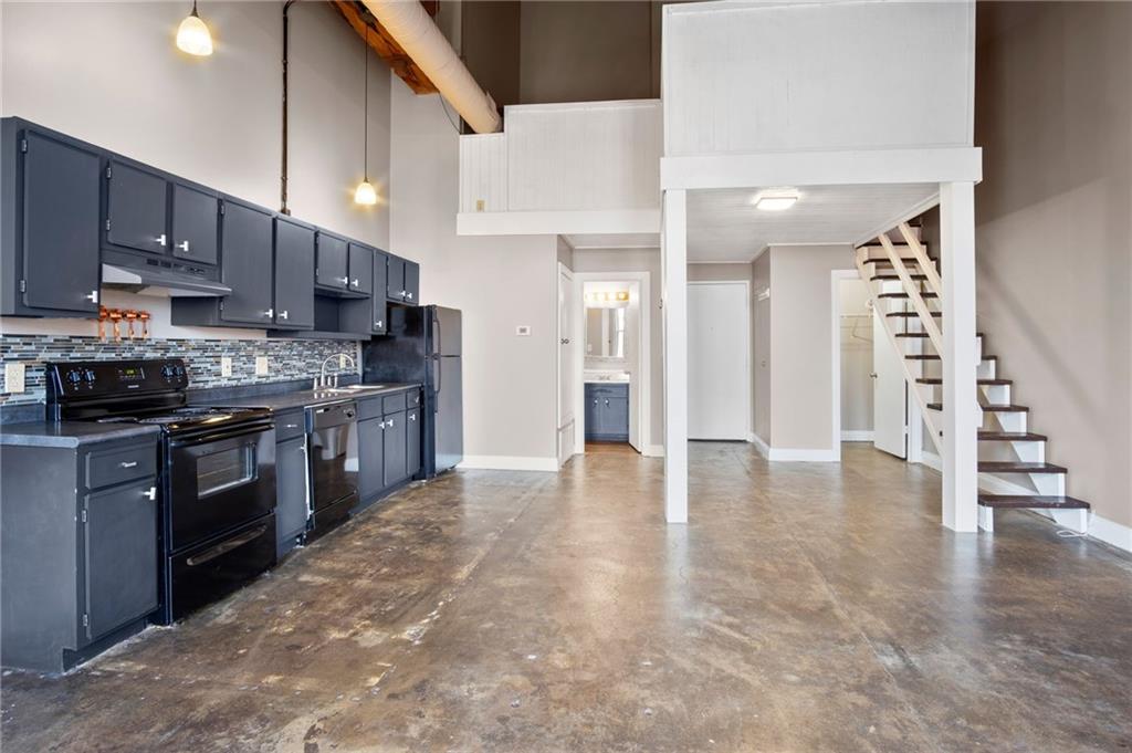 Listing Photo MLS #HMS2636038