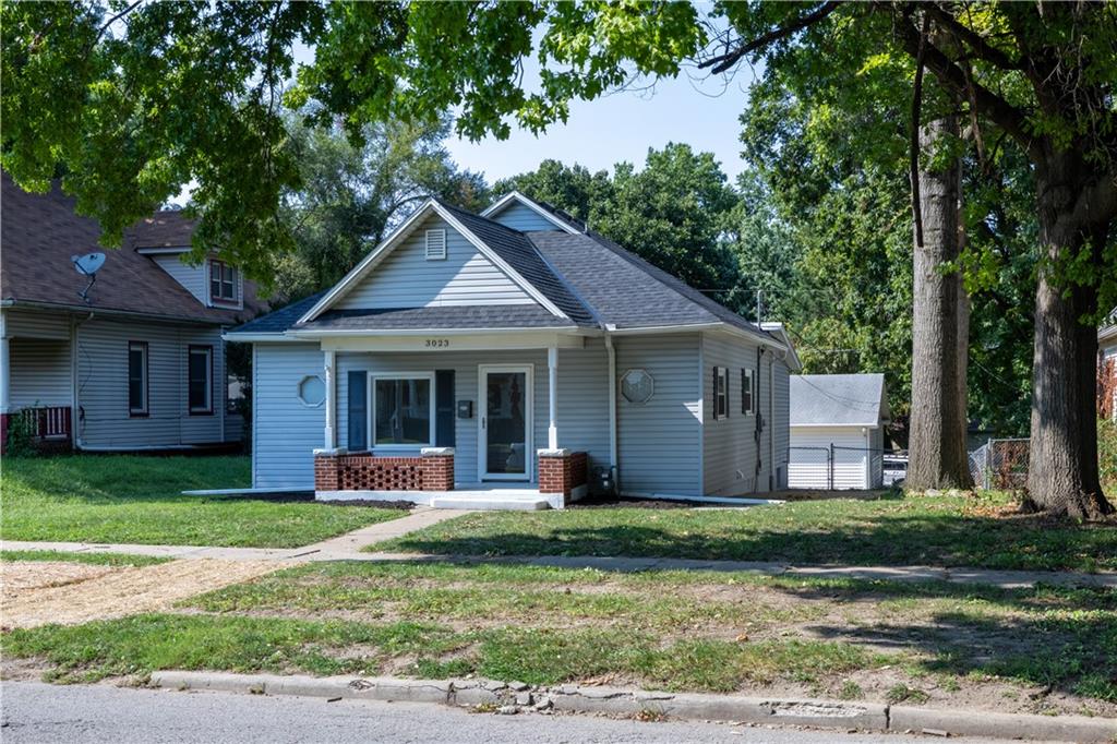 Listing Photo MLS #HMS2636068